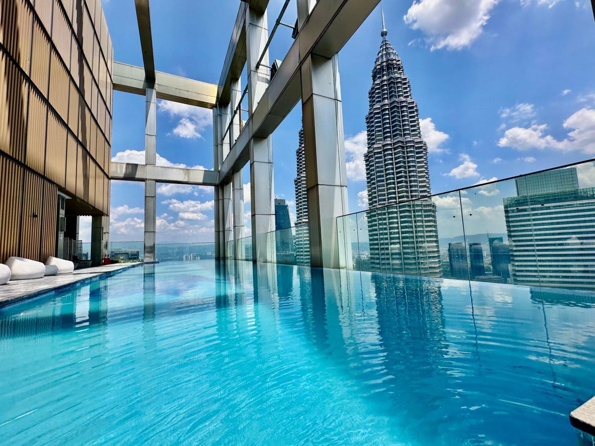 Victoria Home Tropicana The Residence Klcc Bukit Bintang Kuala Lumpur Esterno foto