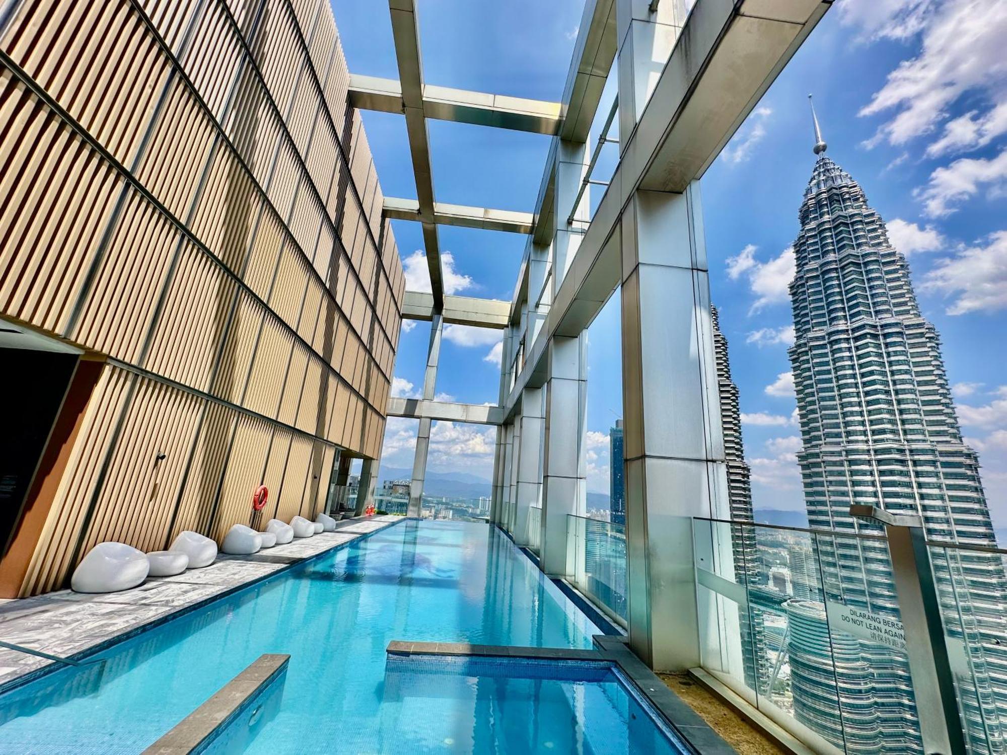 Victoria Home Tropicana The Residence Klcc Bukit Bintang Kuala Lumpur Esterno foto