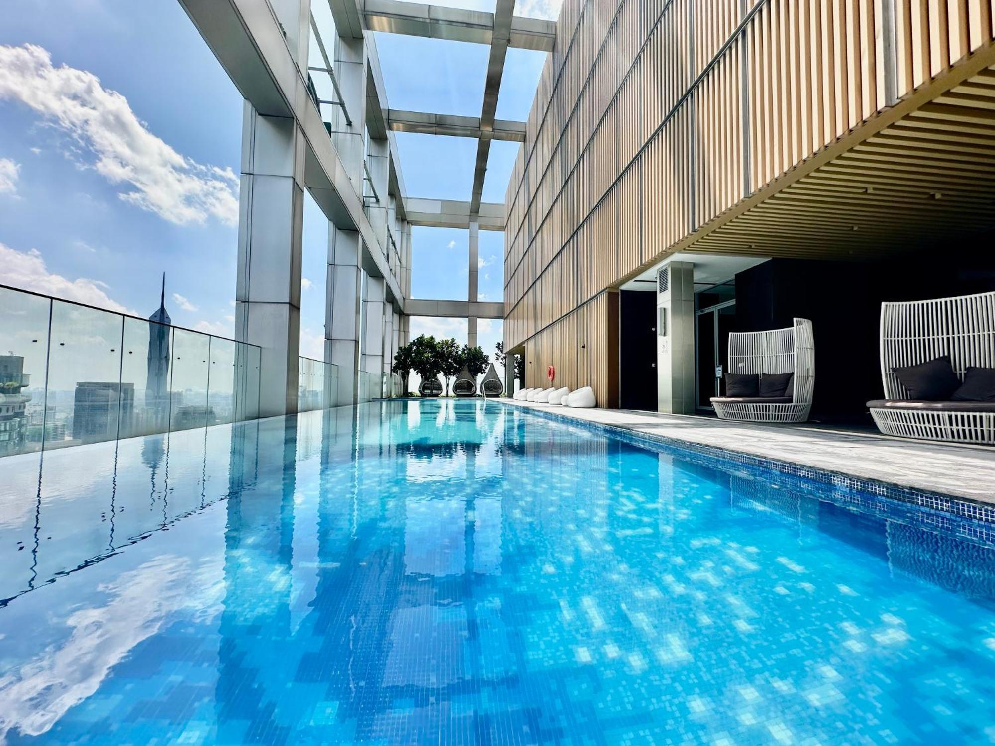 Victoria Home Tropicana The Residence Klcc Bukit Bintang Kuala Lumpur Esterno foto